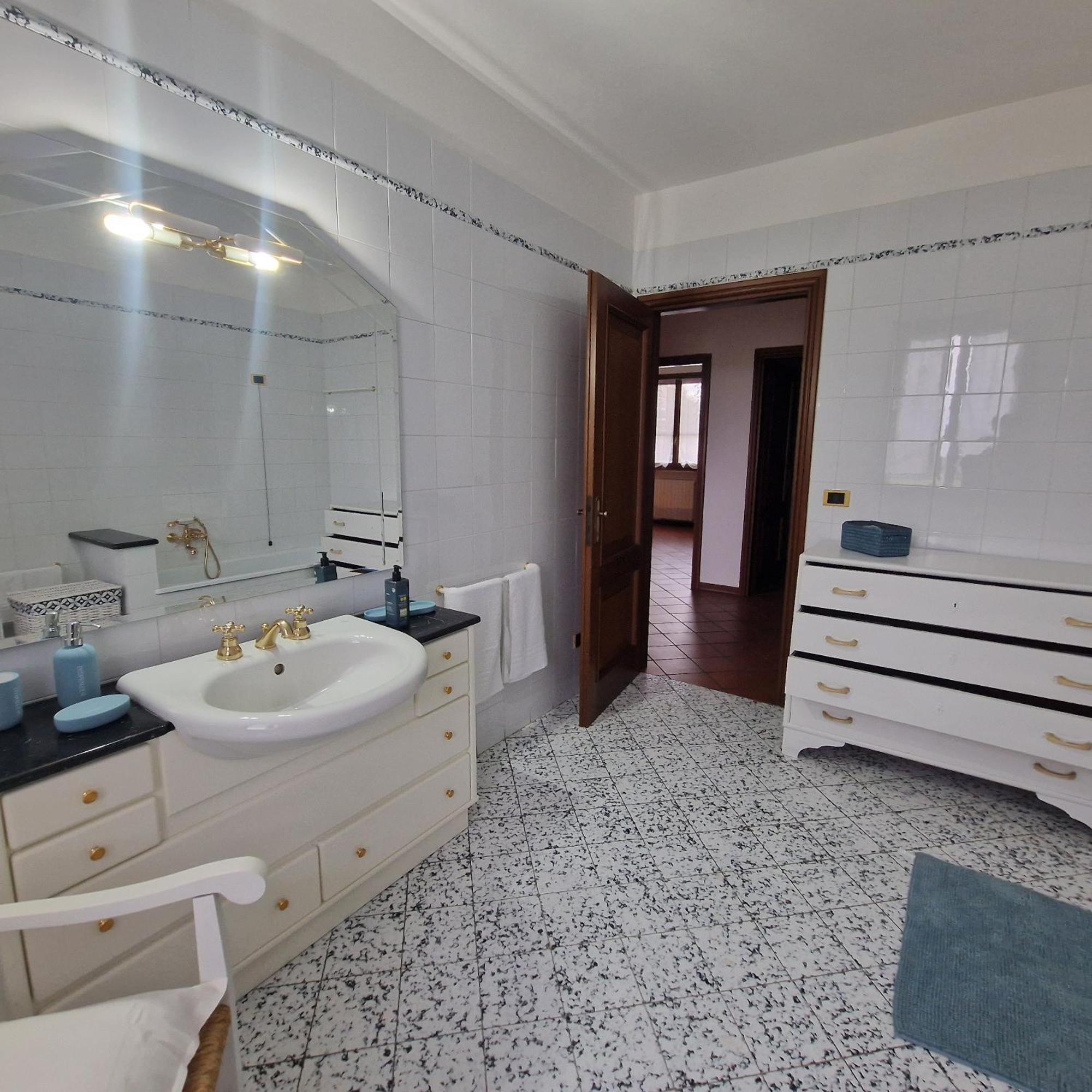 Вілла Residenza Vittoria Bagnolo San Vito Екстер'єр фото